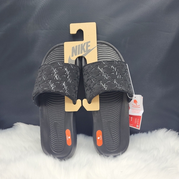 Nike Black and Gray Slide Sandals - Picture 6 of 6